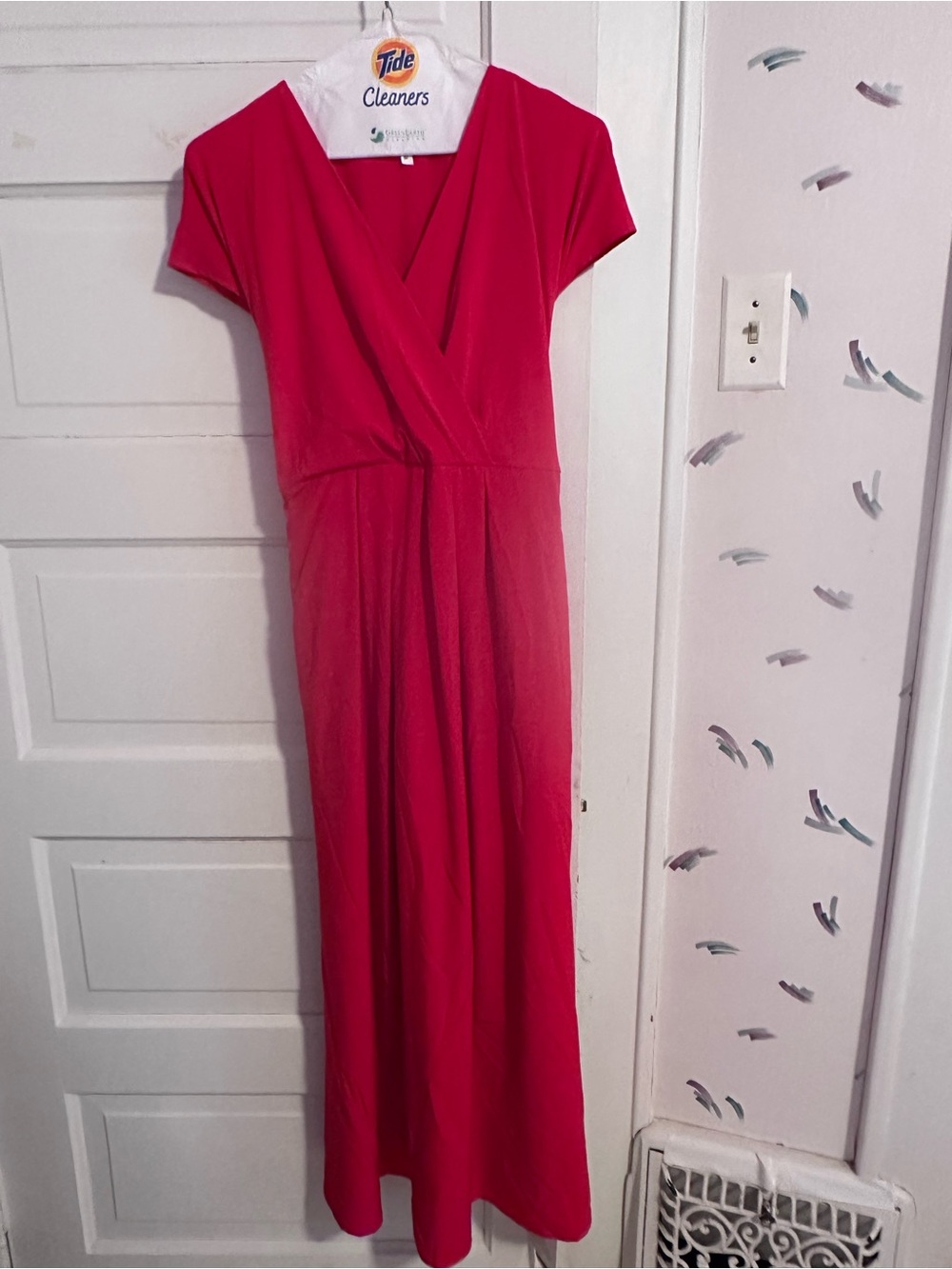 HALARA Maxi Dress ties in back, red